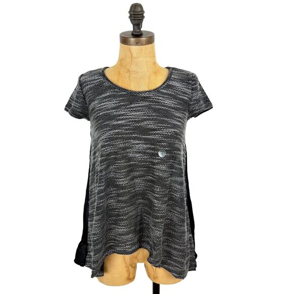 AEROPOSTALE Mixed Media Sharkbite Tunic Top XS Gray Sheer Short Sleeve NEW B6 - Picture 1 of 5